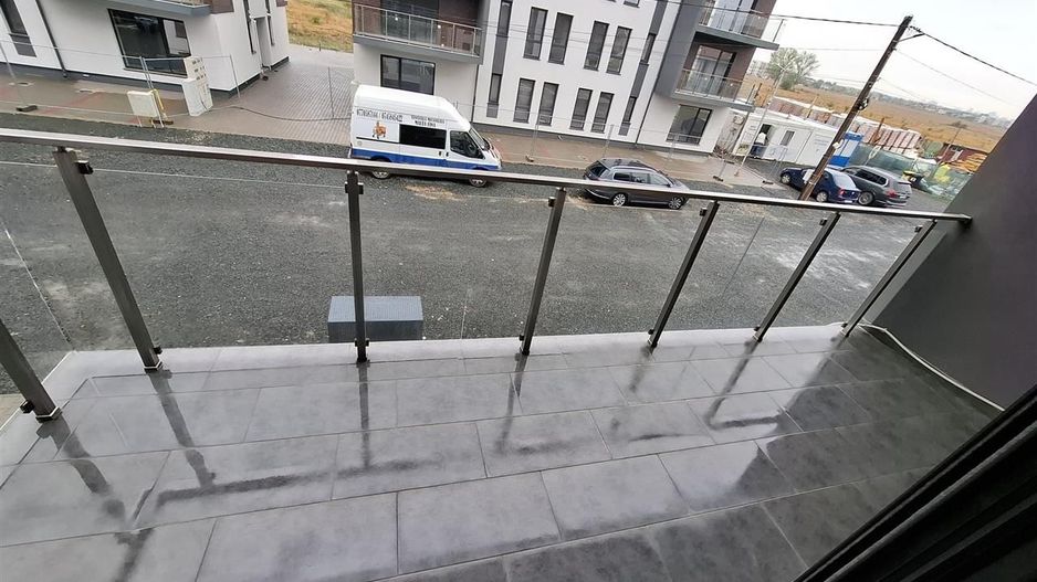 Giroc 2 camere et 1parcare totul nou prima inchiriere - Poză 11