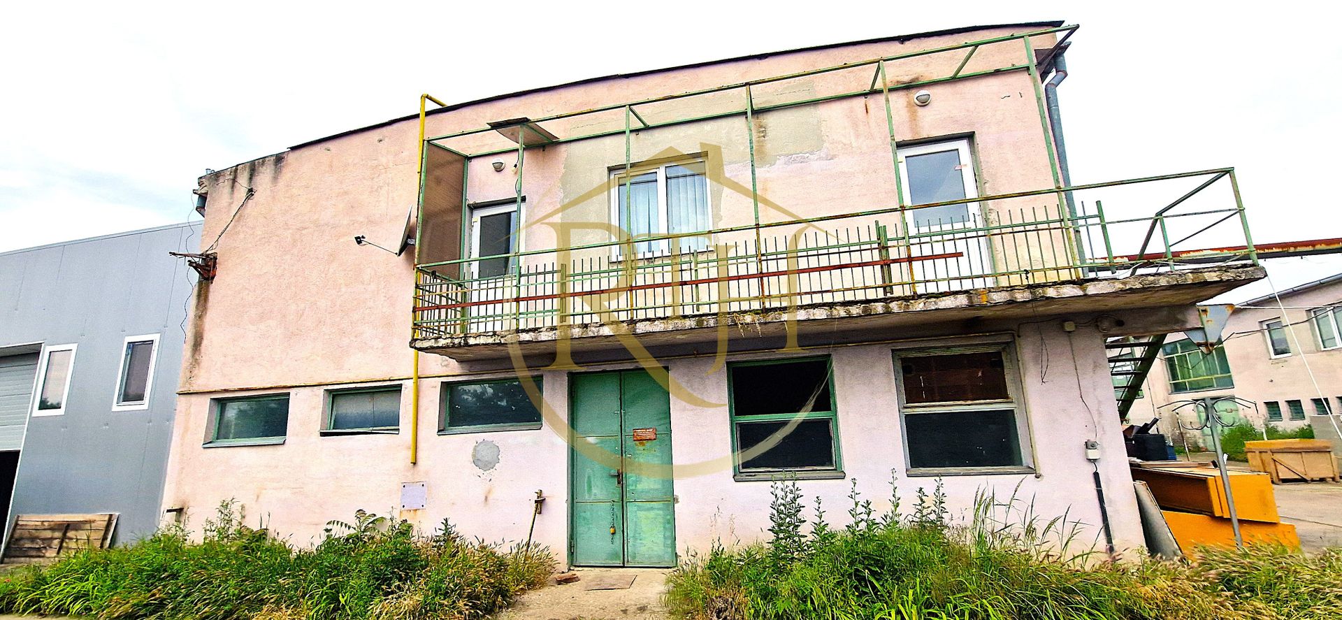 Cladiri si teren de închiriat zona industriala pentru orice tip de activitate. - Poză 6