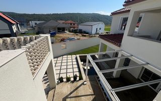 Vila EXCLUSIVISTA cu Piscina, Garaj si 3 Terase - Poză 14