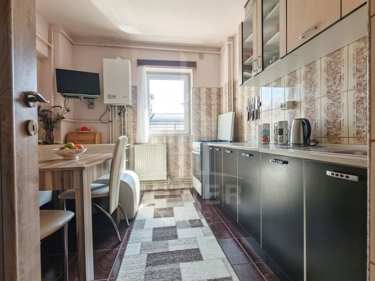 Apartament de 2 camere decomandate situat pe Bulevardul Mihai Viteazul, - Poză 4