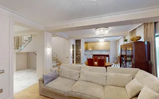Vila 5 camere Tunari | 5 Locuri de parcare | Teren 505 mp - Poză 12