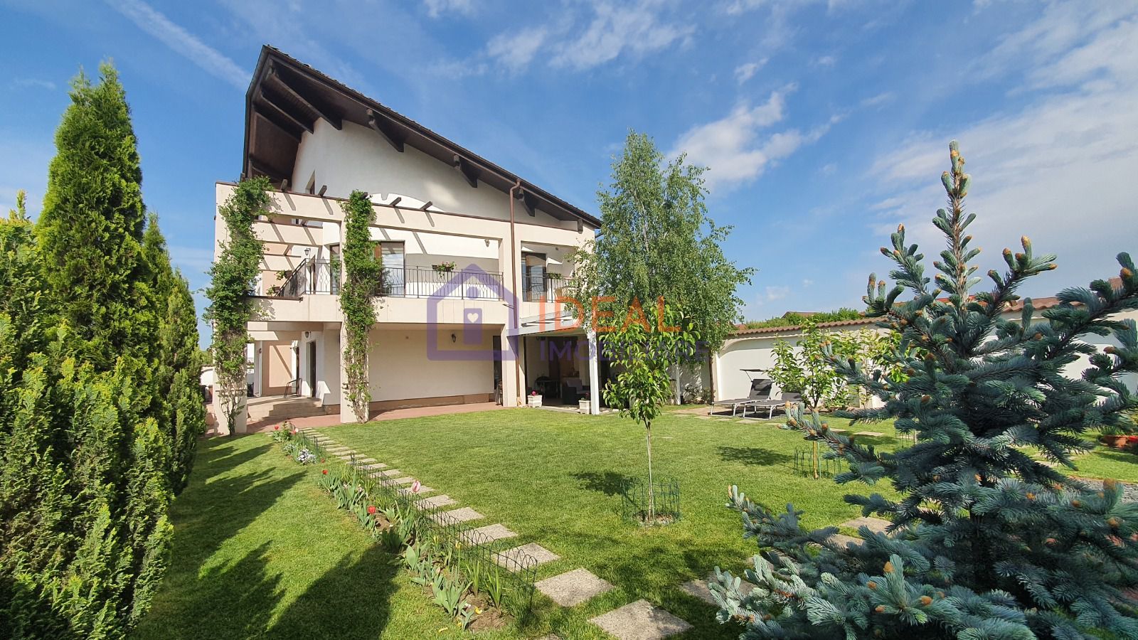 Vila Individuala cu 8 camere si gradina, in Selimbar - Poză 1