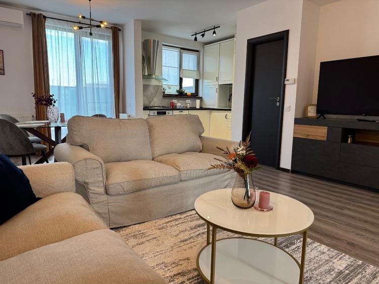 House for rent 4 rooms | Pipera-Voluntari | 2 parking spaces - Poză 4