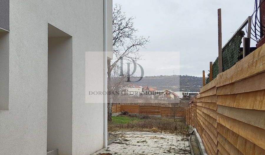 Vânzare Duplex semifinisat | Teren 696 MP | Cartier Dambul Rotund - Poză 4