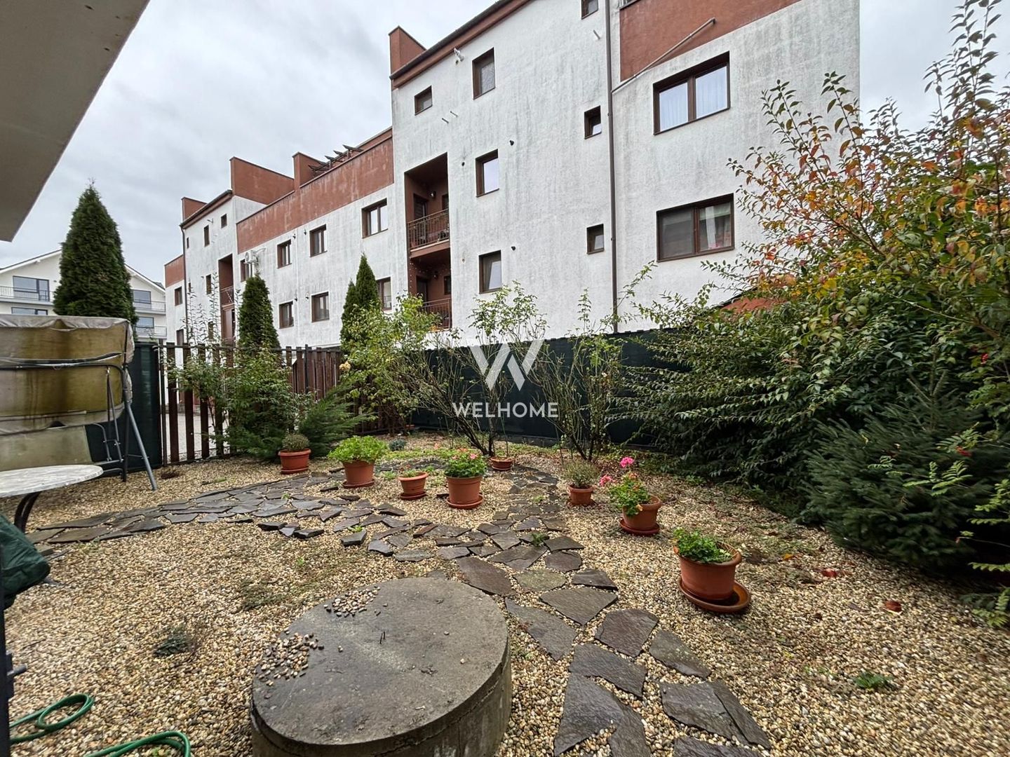 Apartament 3 camere cu gradina - zona Mandra, Cartierul Arhitectilor - Poză 3