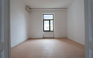 De vanzare Cladire bloc Istoric Central Arad D+P+E+M curte proprie - Poză 19