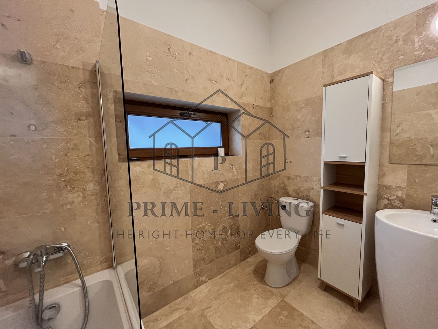 VILA INDIVIDUALA CU 4 CAMERE IN COMPLEX, LA INCHIRIERE IN ZONA PIPERA - Poză 9