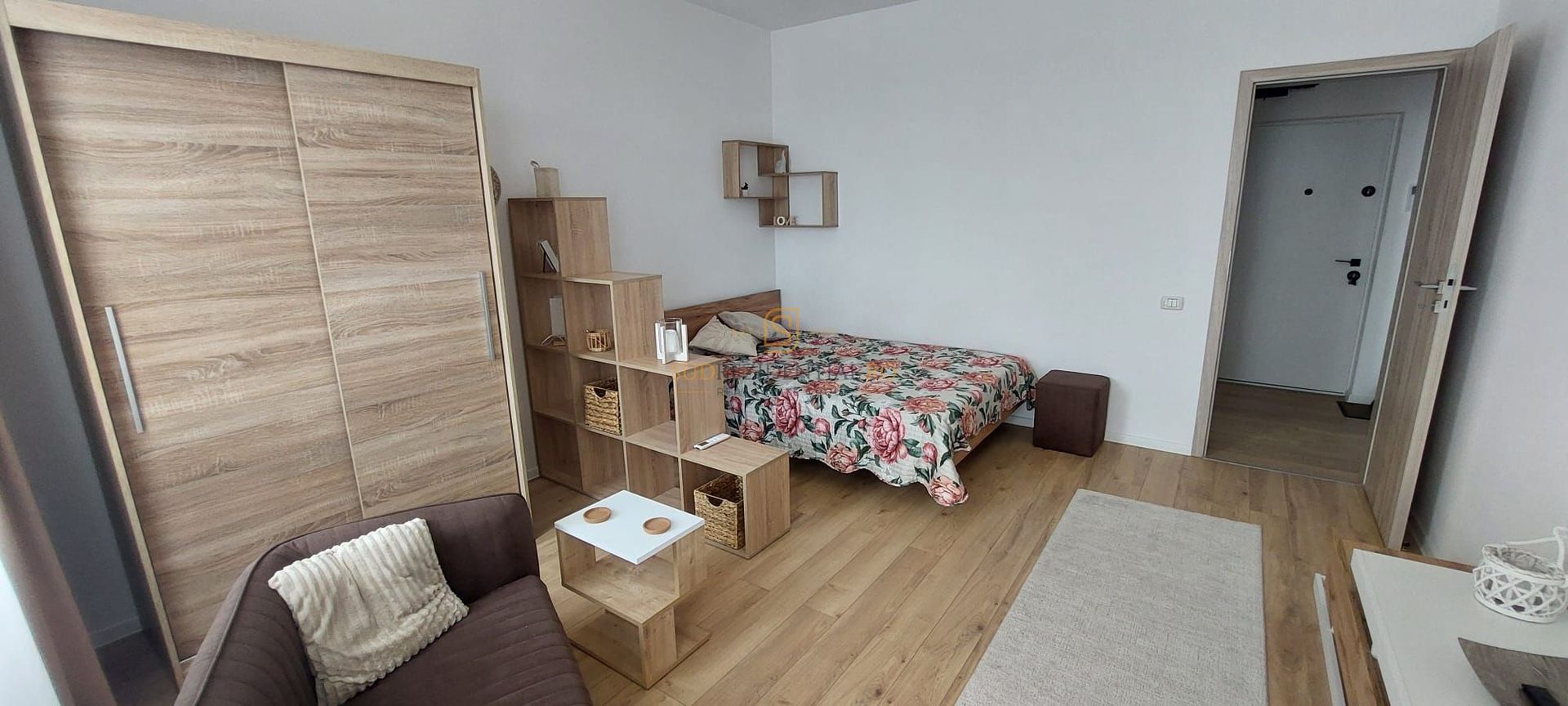 Garsoniera spatioasa, mobilata si utilata, Sector 5, parcare inclusa - Poză 3