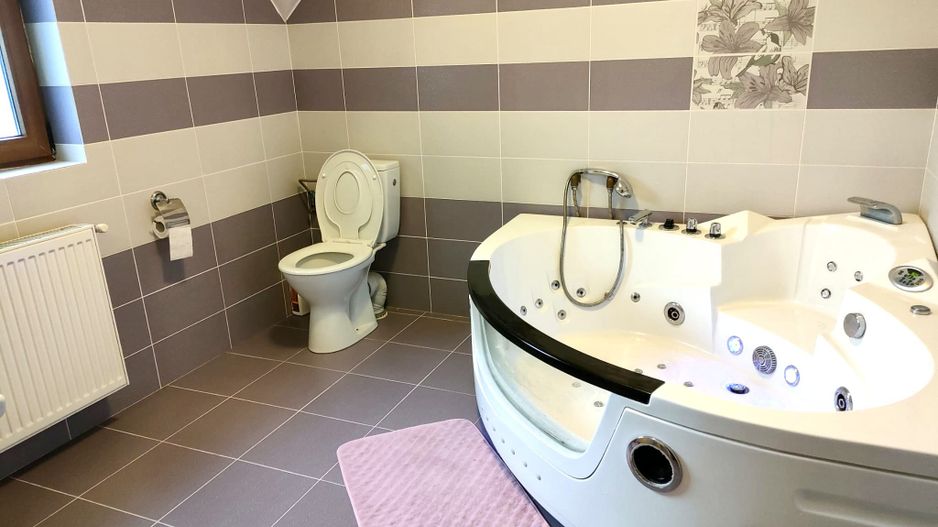 CASA SPATIOASA - Poză 17