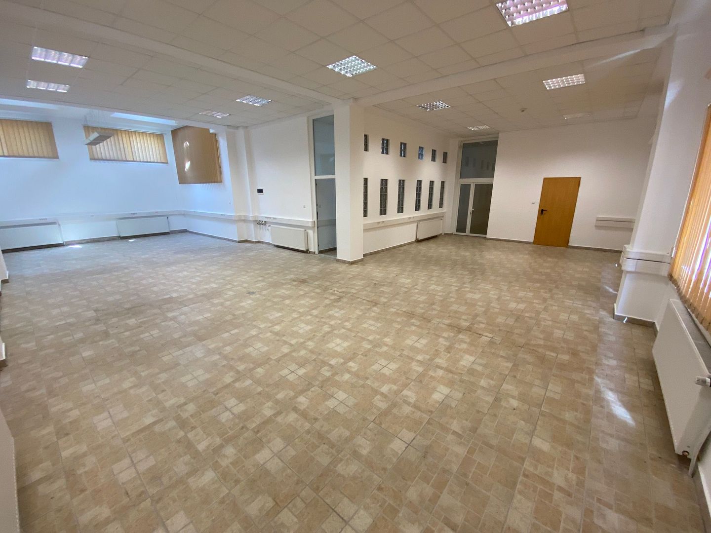 Spatiu de birou sau comercial - Poză 18