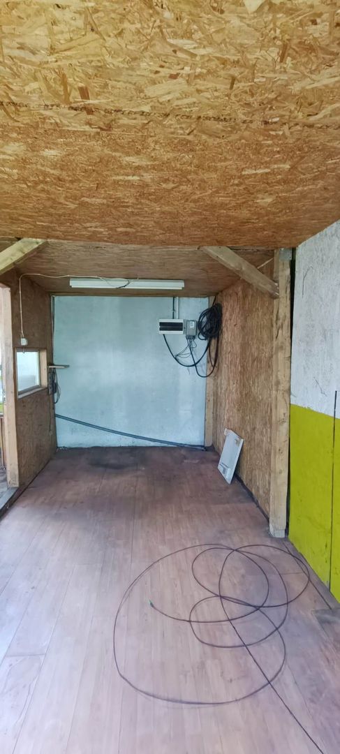 Proprietate cu 2 hale si casa la inchiriat,teren 1350mp - Poză 10