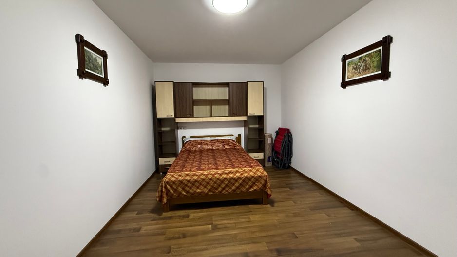 Casa / Vila cu 7 camere de vanzare in Ovidiu Sud Constanta - Poză 12