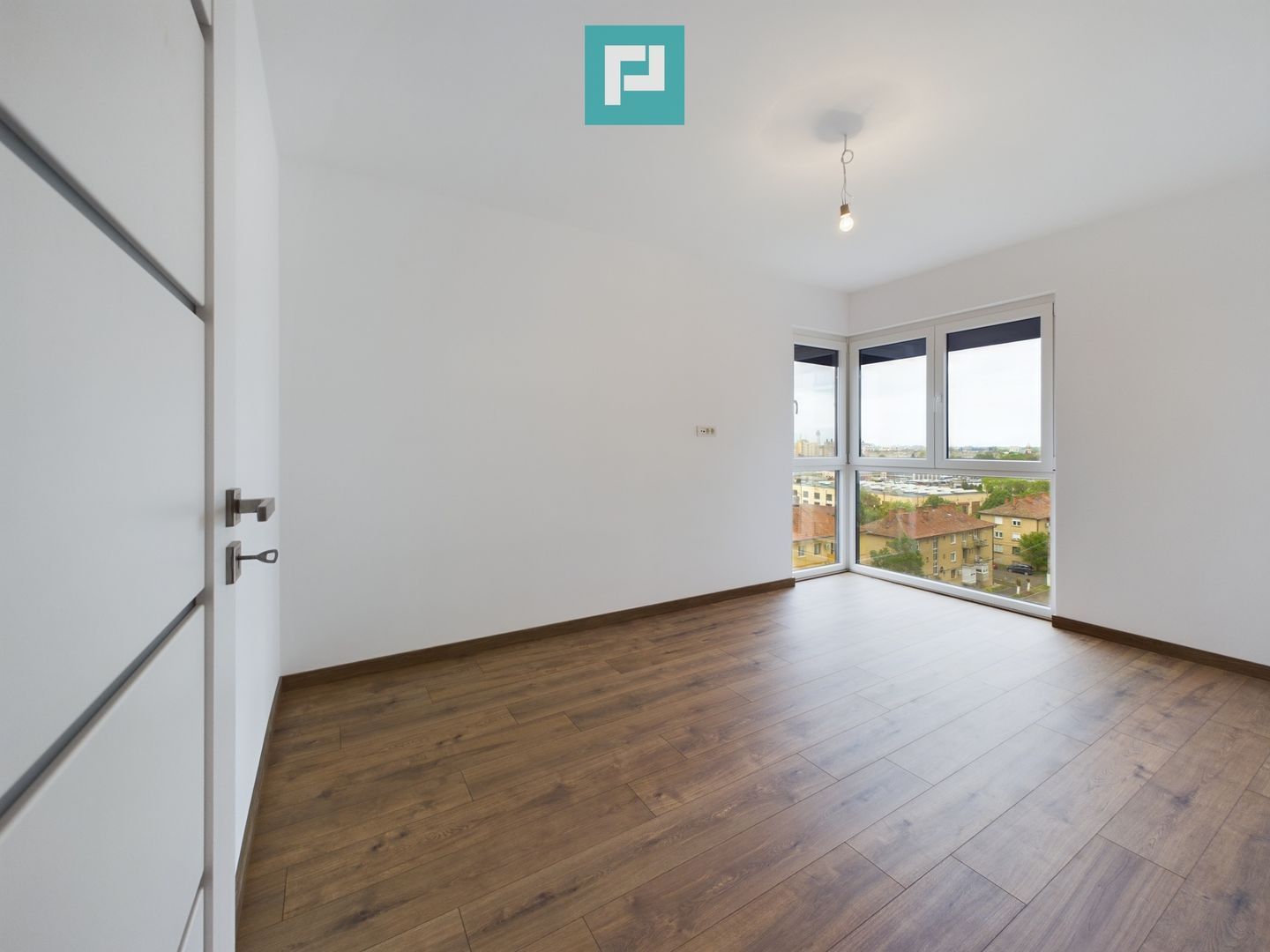 Apartament cu finisaje premium în loc nou - Poză 6