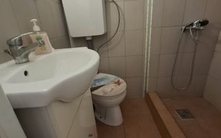 De vânzare casă în Orlat, cu teren generos de 2200 mp și panoramă deosebită! - Poză 16