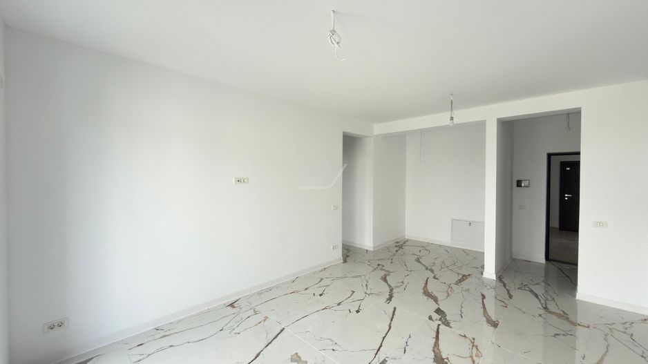 Bloc finalizat. Spatiu de depozitare. Loc de parcare. Clima - Poză 3