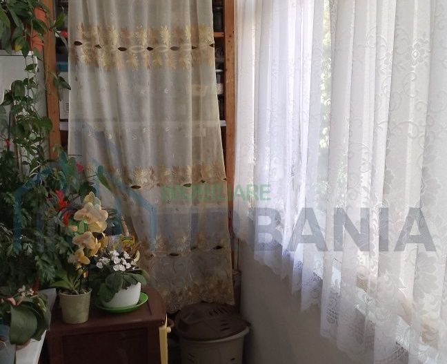 Apartament 2 camere, etaj 2, Hârlău - Vânzare - Poză 7