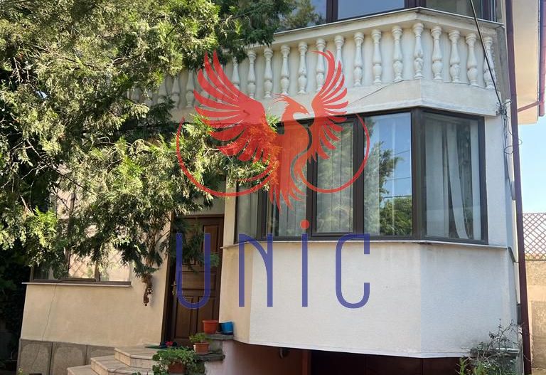 Casa Ultracentrala zona Puskin - Poză 1