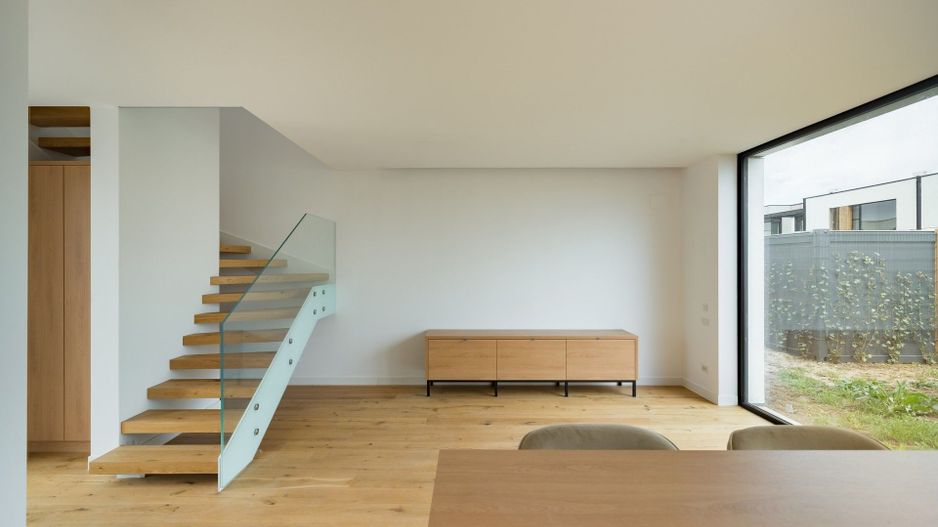 Vila duplex cu 3 camere - preluare leasing - Poză 4