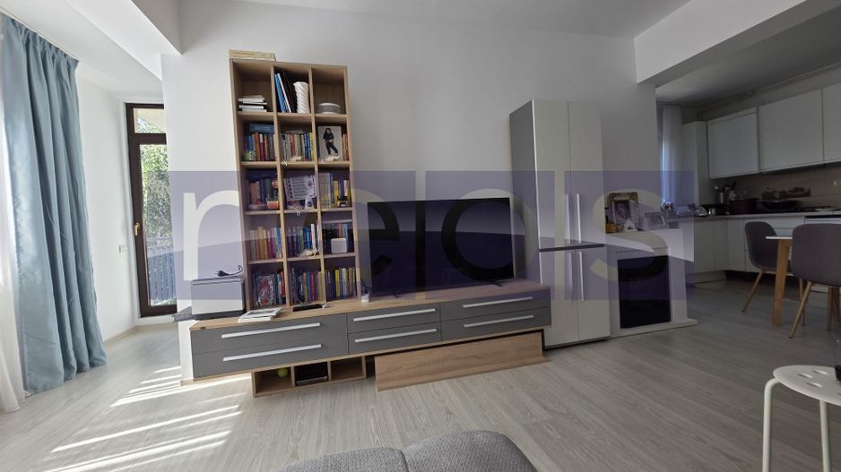 VANZARE 4 CAMERE -CARTIERUL LATIN   - 2x loc parcare - Poză 1