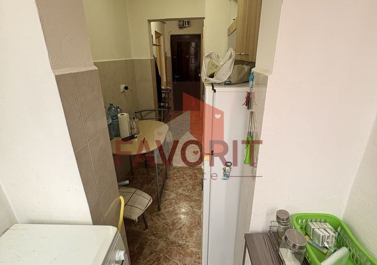 garsoniera | etaj 1 | mobilat si utilat | zona exceclenta | - Poză 5