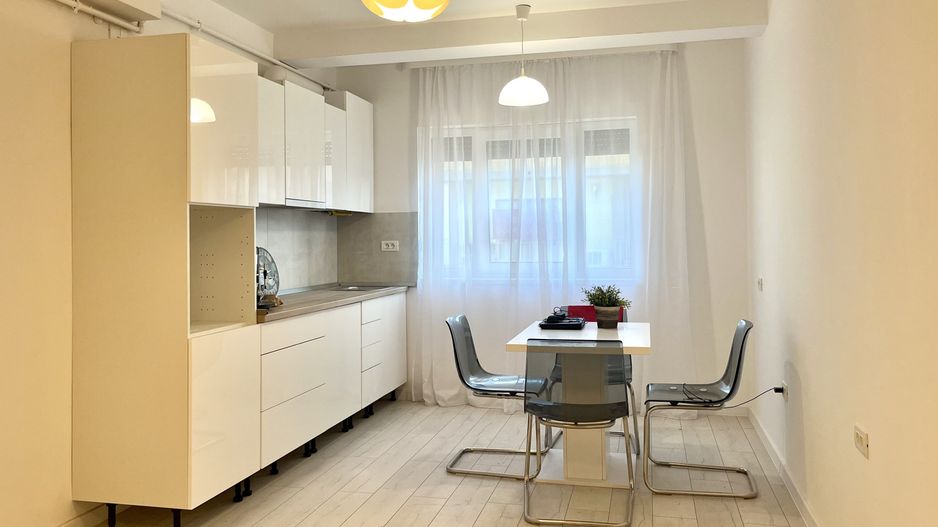 Apartament 3 camere, prima închiriere, intrare  Dumbrăvița - Kaufland - Poză 1