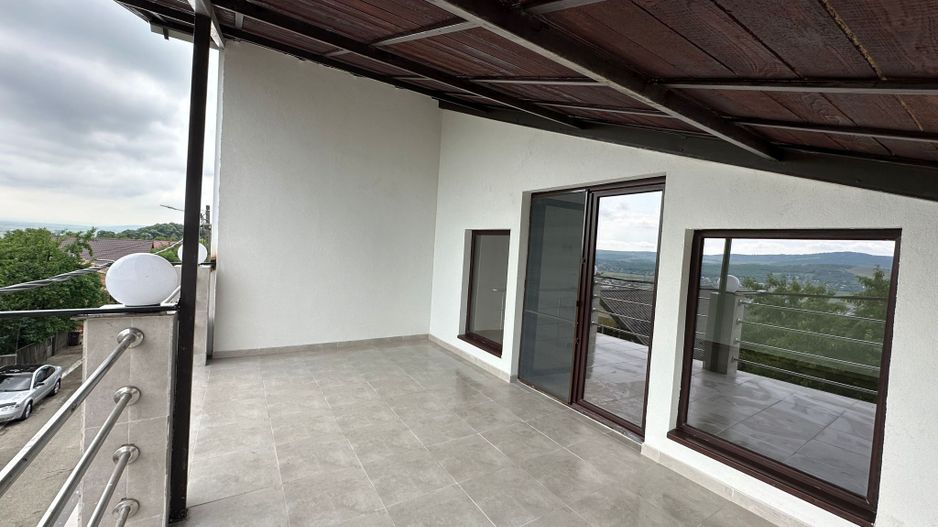 Vilă tip duplex, modernizată 2023,  teren 913 mp, zona Cartier; - Poză 8