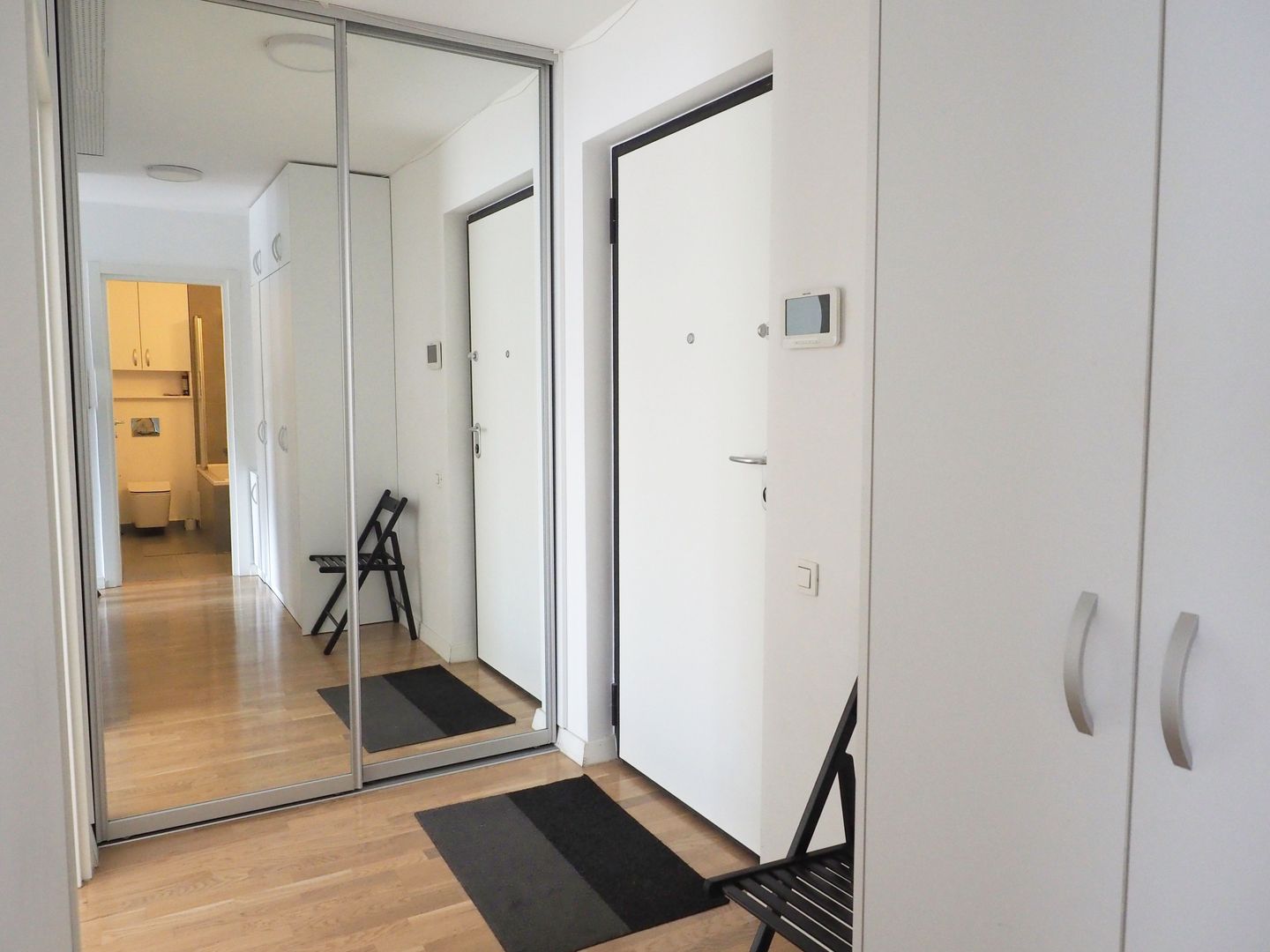 INCHIRIERE 2 CAMERE MOBILAT-UTILAT-PARCARE-ARCADIA-1 MAI-DOMENII - Poză 4