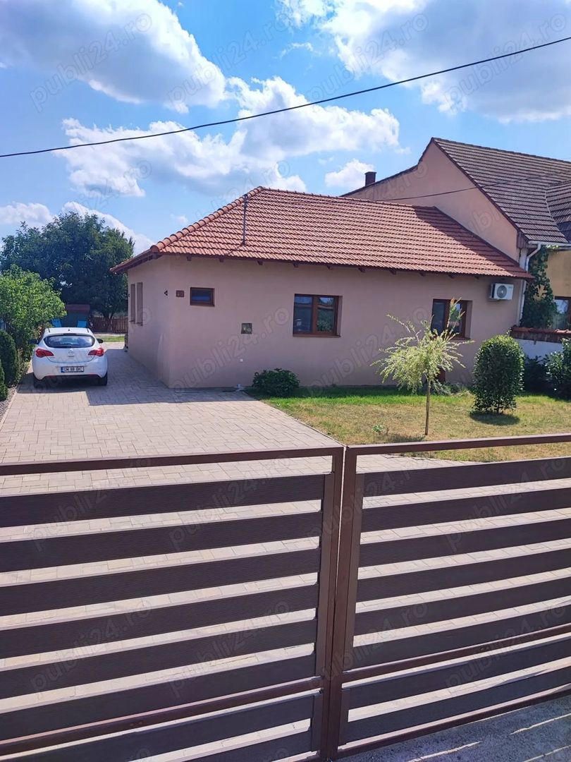 Casă de vânzare Satu Mare - Poză 1