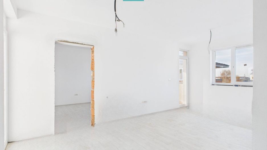 Penthouse cu terasă generoasă, în inima Chișodei - Poză 3