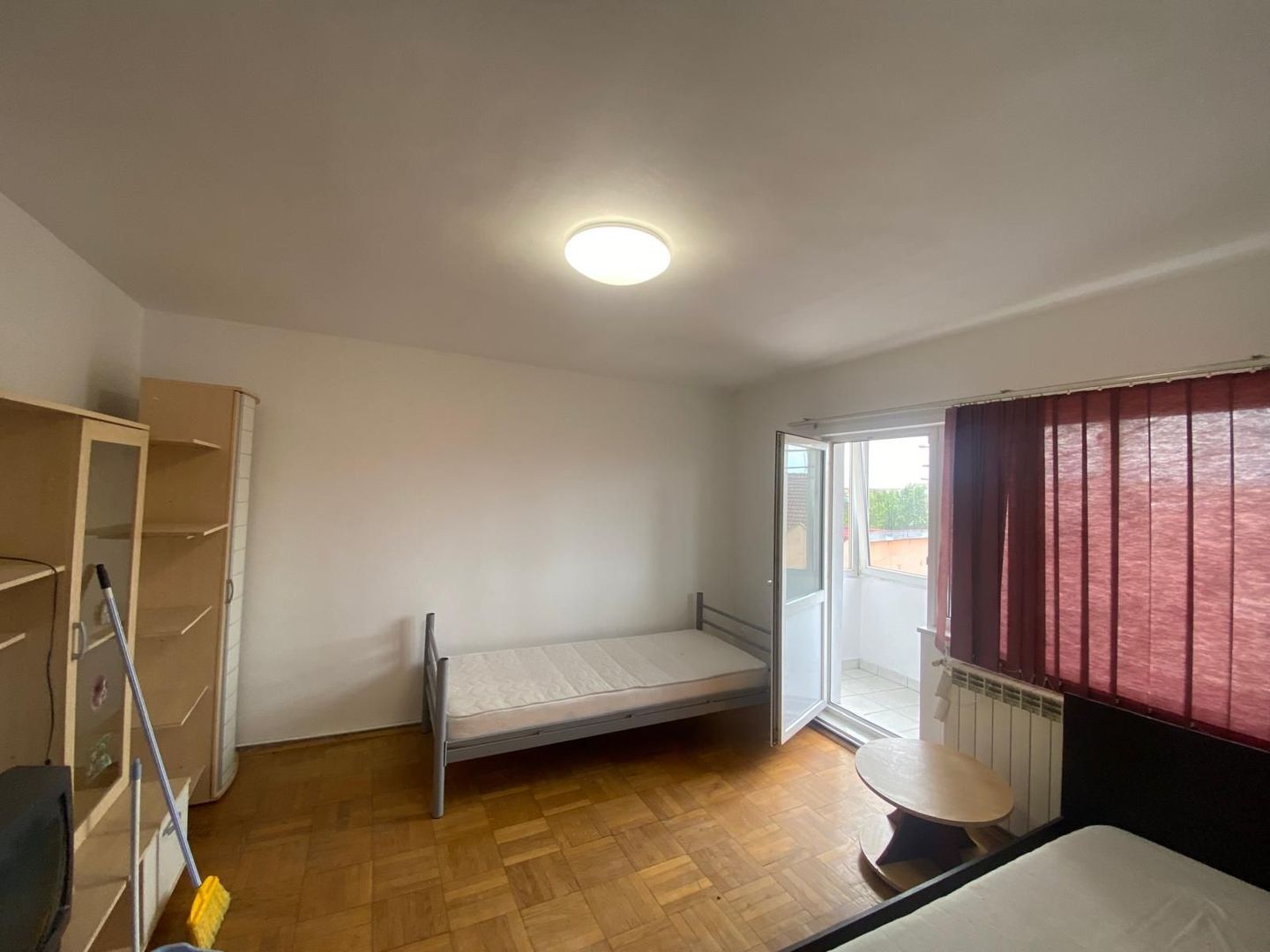 De închiriat Apartament cu trei camera  Lugoj - Poză 4