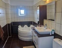 Duplex finisat cu garaj și 3 parcări - Bună Ziua - Poză 15