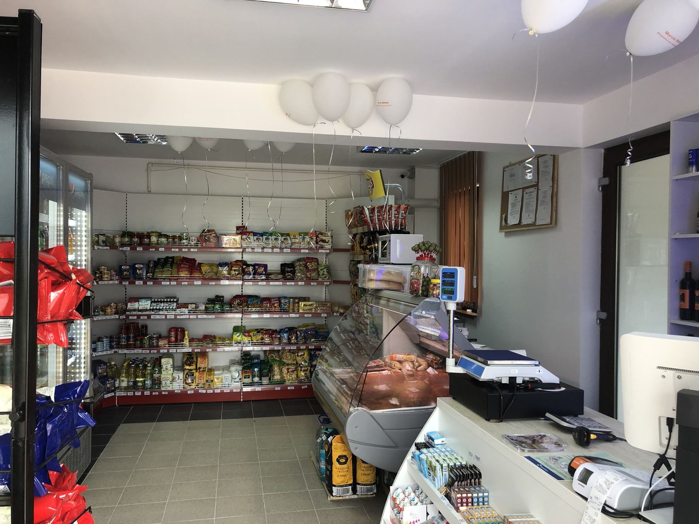 Spatiu comercial de inchiriat, 90mp plus 150 mp teren/parcare - Poză 3