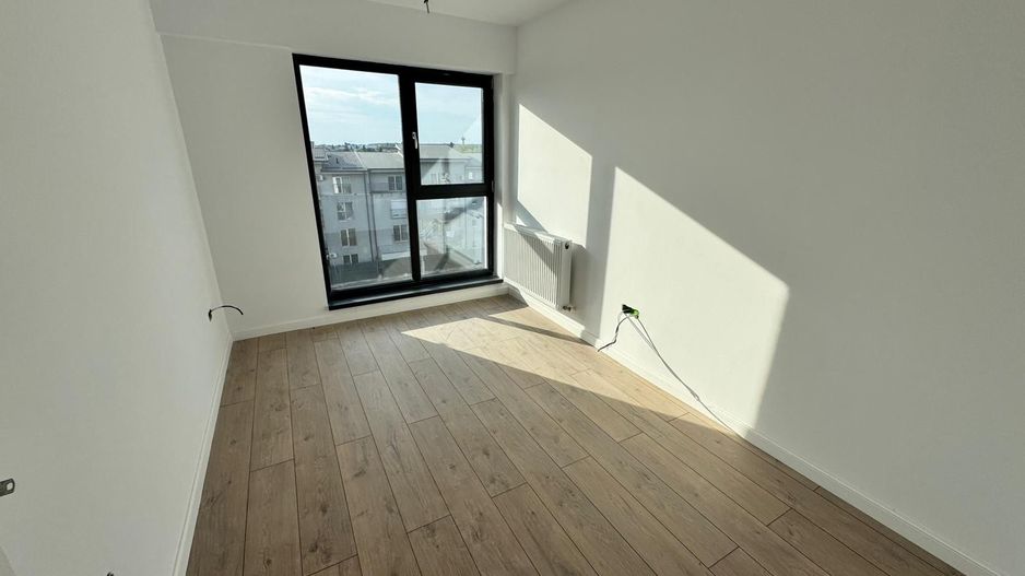 AP. 4 CAMERE - PARCARE INCLUSA, CENTRALA PROPRIE, TERASA 32 MP - Poză 11