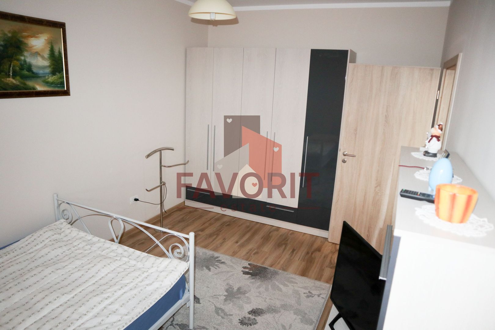 Bloc nou. Zona Buziasului . Langa noul stadion - Poză 6