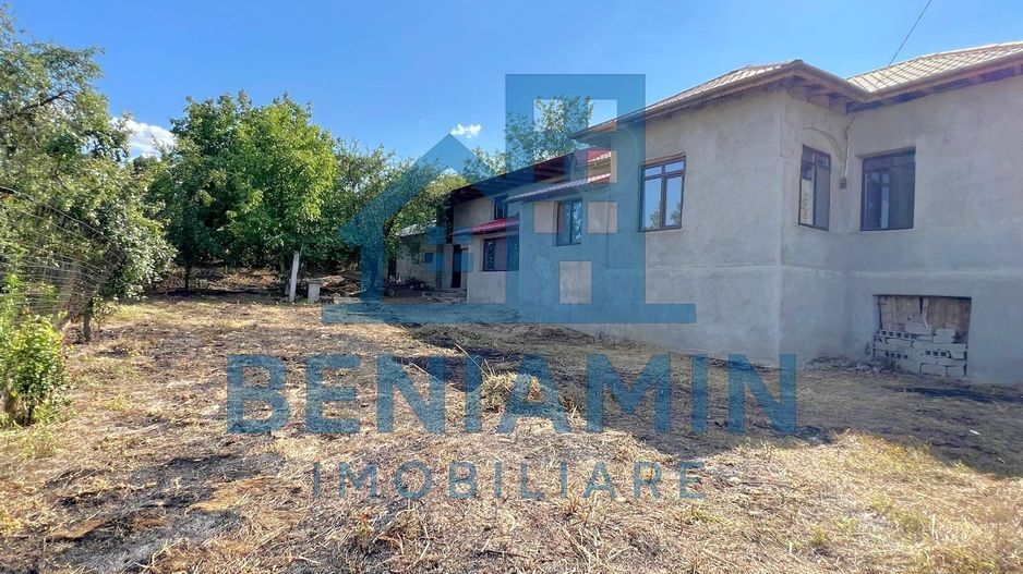 Casa La tara-Renovata partial -Teren 1000mp-Dolj -Rate -Disponibila - Poză 1