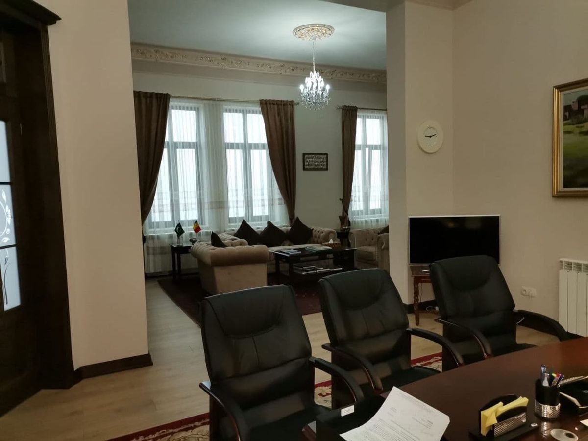 CASA 16 CAMERE FOSTA AMBASADA -CALEA VICTORIEI -6 LOCURI DE PARCARE - Poză 6