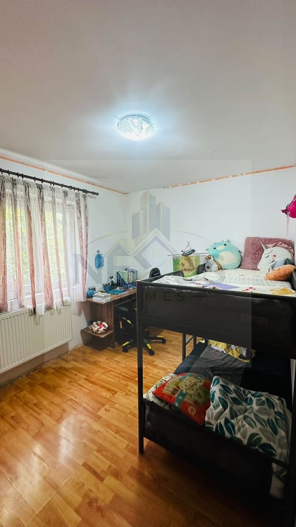 Apartament 2 camere| Etaj 4/4| Necesită renovare| Anvelopat| Parcare - Poză 3