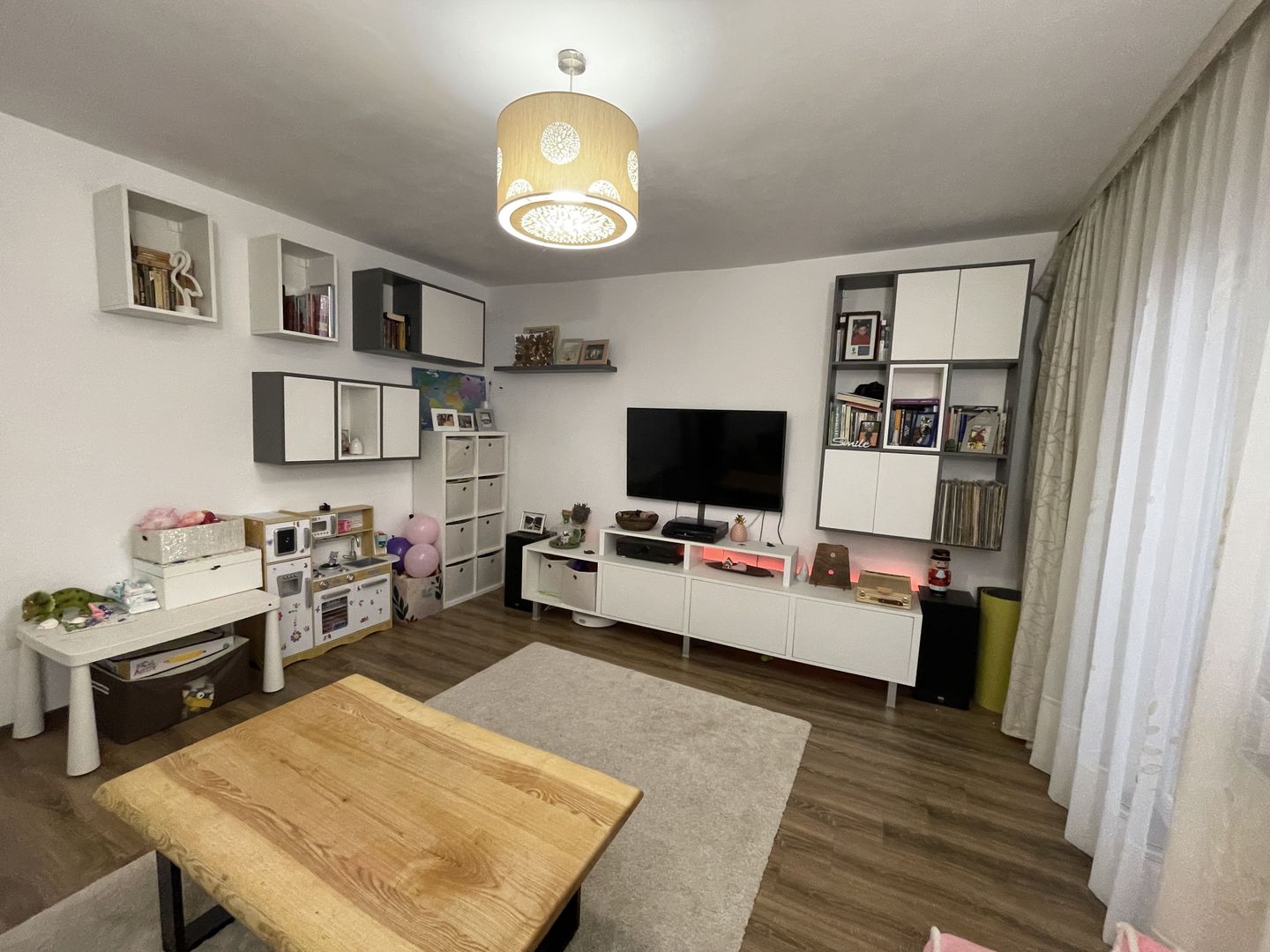 Girocului | 3 camere | Decomandat | Balcon | 2 băi | Centrală proprie - Poză 4