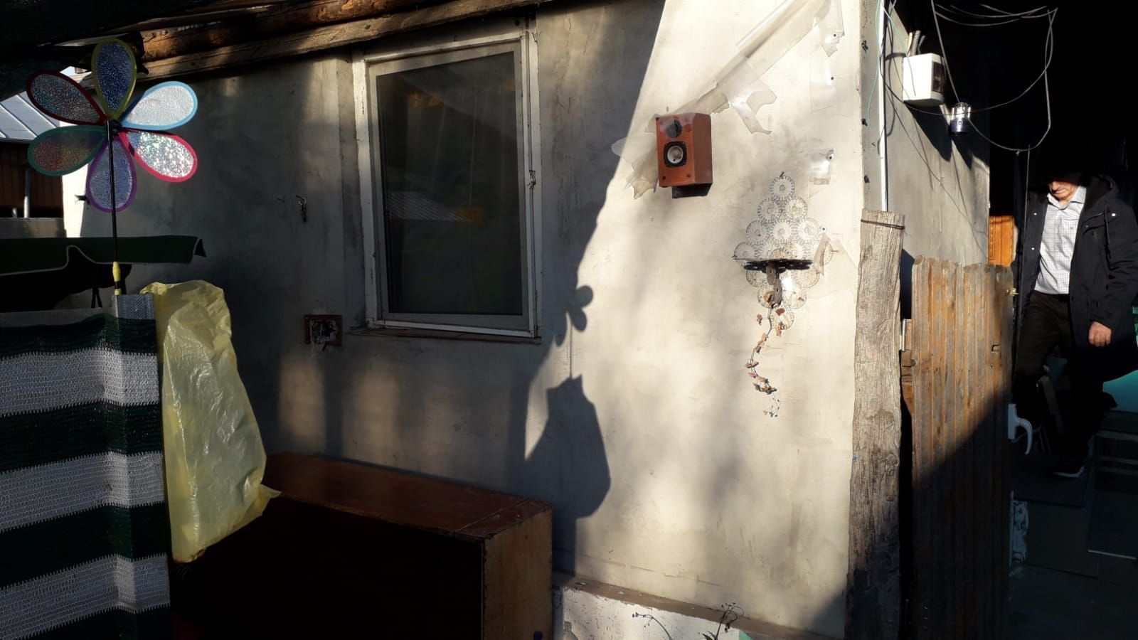 2 corpuri de casa 125 mp construiti + 1587 mp teten intravilan ! - Poză 7