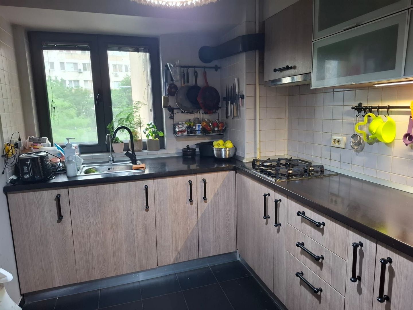 Apartament modern cu trei camere, Alexandru Obregia, 135.000€ - Poză 10