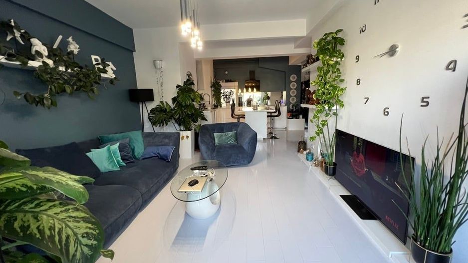 Vanzare Apartament tip Penthouse 3 camere - Zona Magheru - Universitate - Terasa - Poză 1