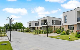 Vilă de lux situată într-un cadru natural deosebit - Poză 5