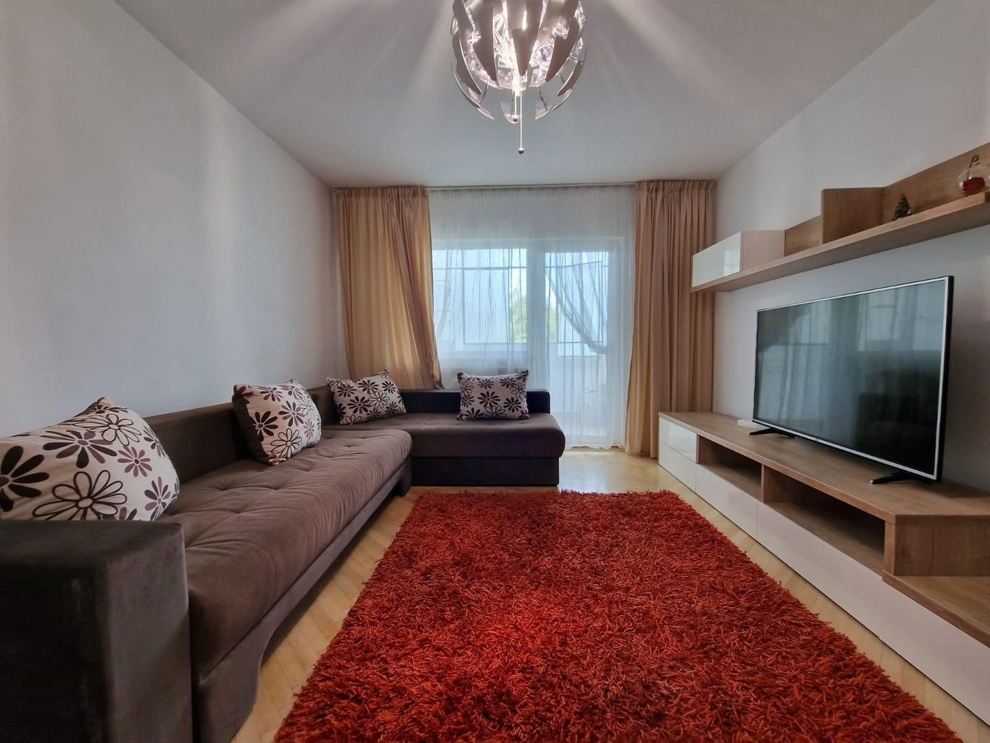 Apartament 3 camere cu parcare 70 mp - zona Profi Zorilor - Poză 1