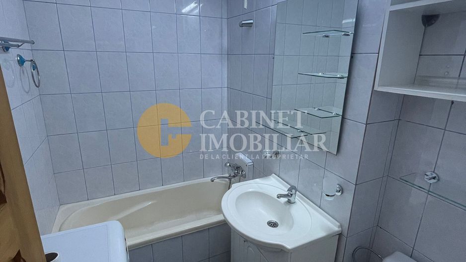 POD DE PIATRA - 1 CAMERA - ETAJ INERMEDIAR - MOBILAT SI UTILAT - Poză 4