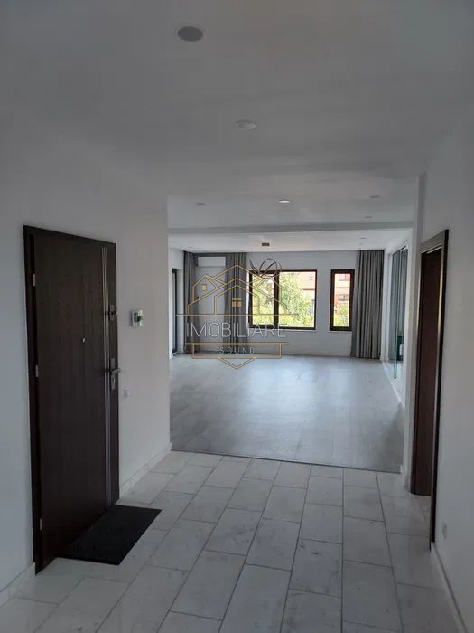 Închiriere etajul 2 al unei case în zona Titulescu - Poză 4