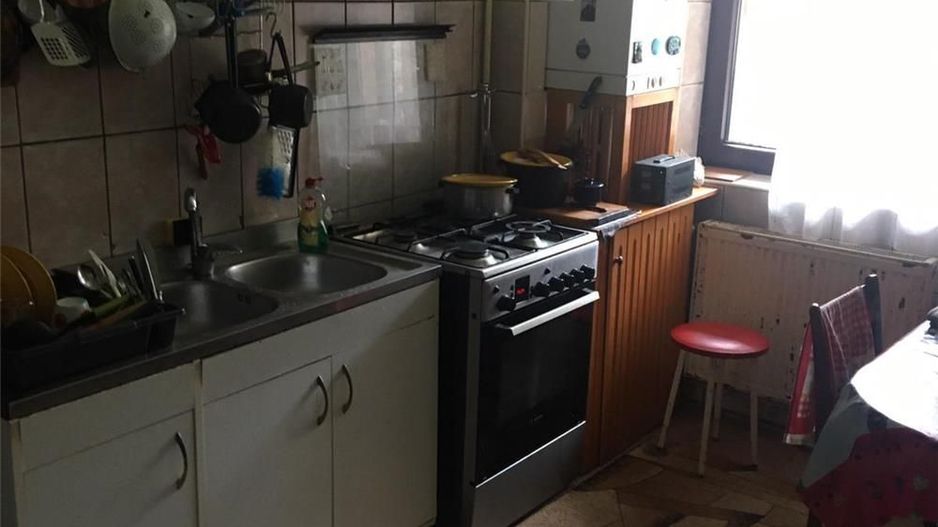 vanzare casa - Busteni ( doua corpuri de cladire si teren) - 0% comisi - Poză 11