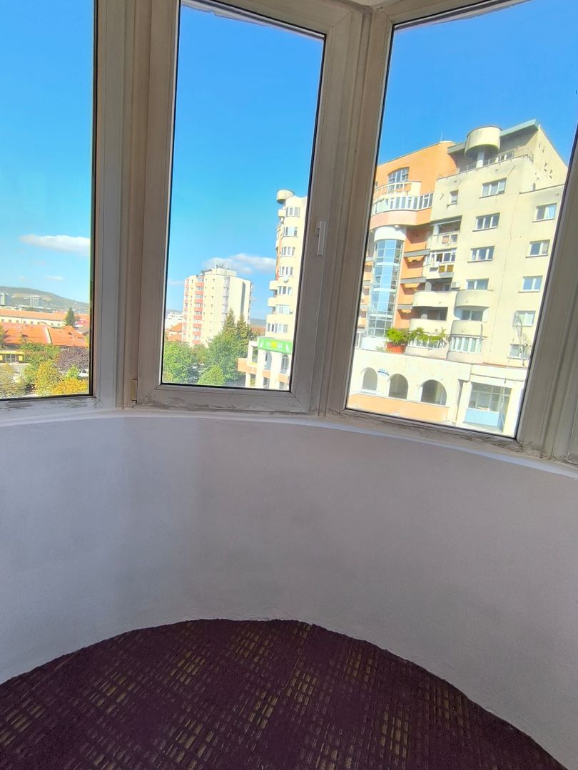 Inchiriere 4 camere Cipariu Centru - Poză 5