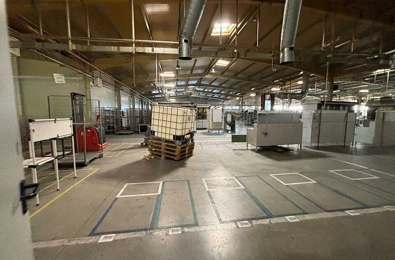 Hala 5000 mp dotata pentru productie si depozitare ISU categoria D - Poză 2