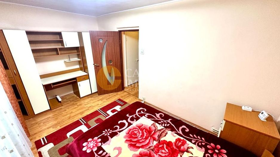 Apartament cu 2 Camere Semidecomandat - Mobilat si Utilat - Zona Podu Ros - Poză 5