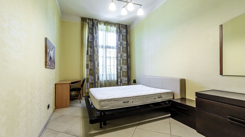 Apartament de vis, b-dul Revolutiei nr 83, Etajul 1. - Poză 6